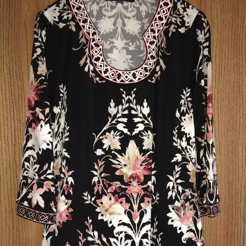 WHBM floral tunic.